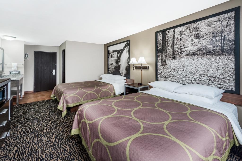 Queen Room with Two Queen Beds - Non-Smoking