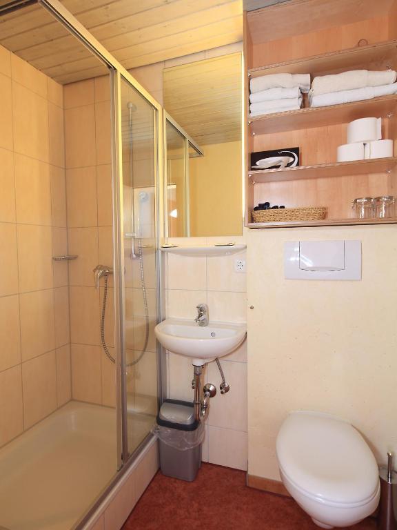Royal Deluxe Suite (Twin),696271341:JPEG