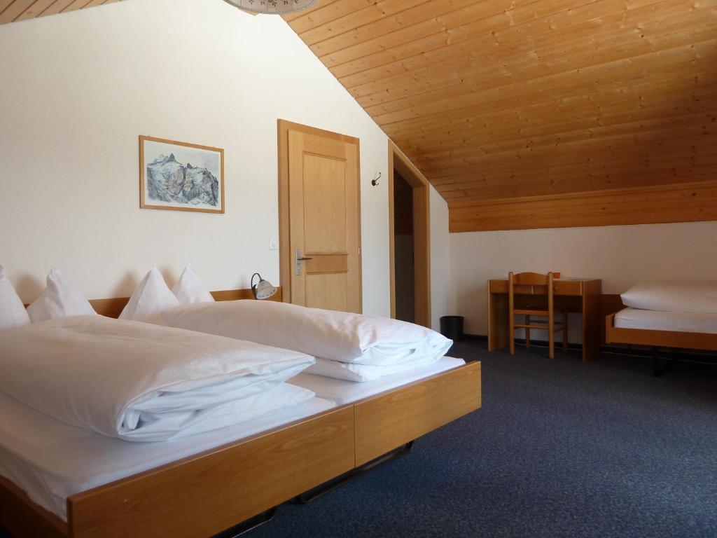 Quadruple Room Private Bathroom