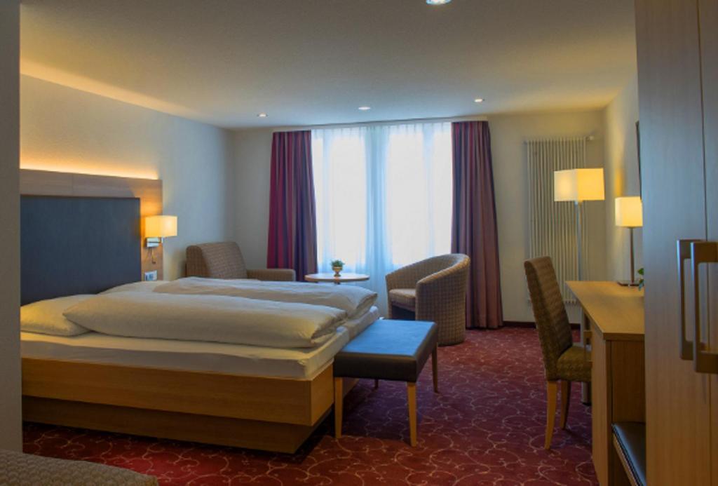 Superior Double Room Plus with Balcony and Lake View