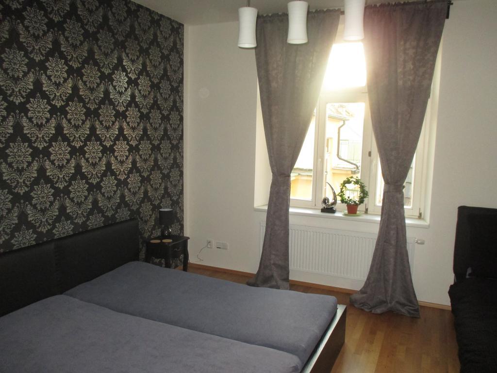 Two-Bedroom Apartment,446021430:JPEG