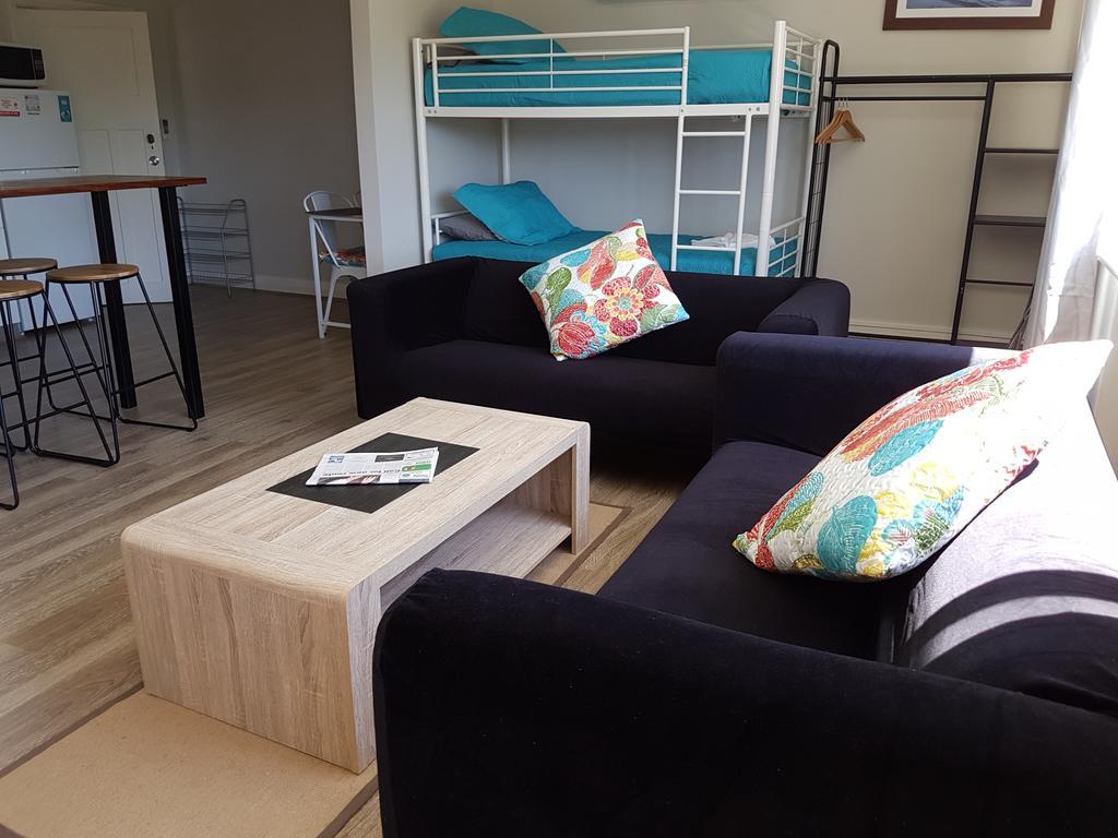 Apartment (4 Adults)