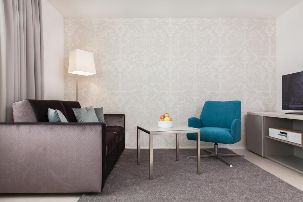 Apartment - Ground Floor,711641248:JPEG