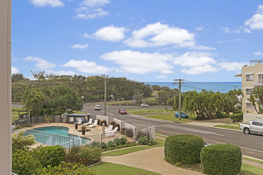 One-Bedroom Apartment with Ocean View