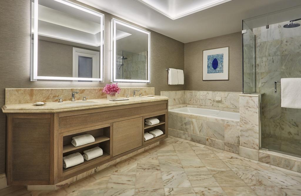 Mountainside Room with King Bed