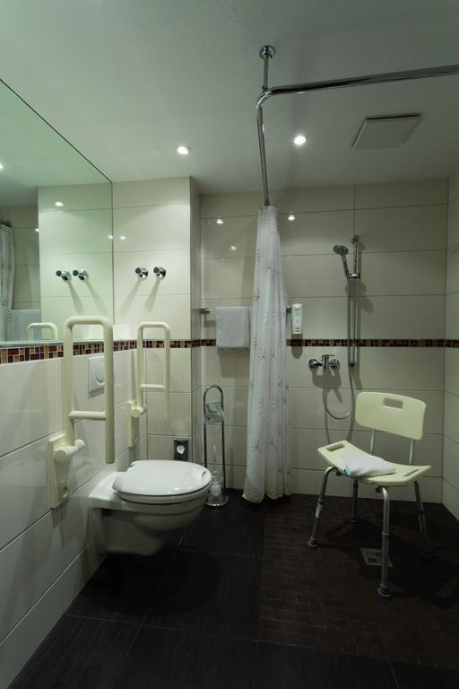 Standard Doppelzimmer - mit barrierefreiem Badezimmer
