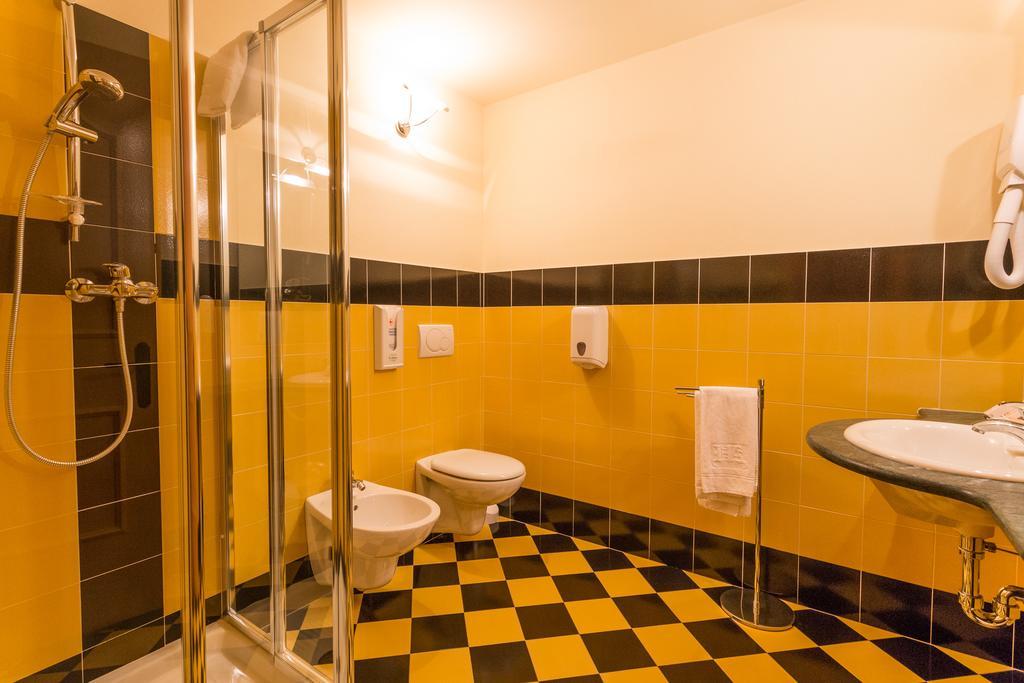 Double or Twin Room with Balcony