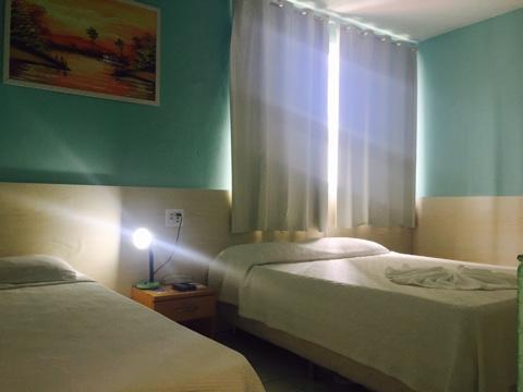 Quarto Standard com Cama de Casal ou 2 de Solteiro