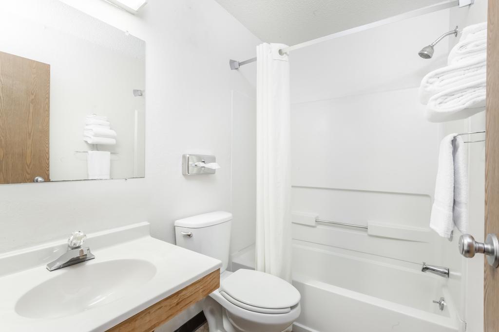 Standard Double Room - Non-Smoking