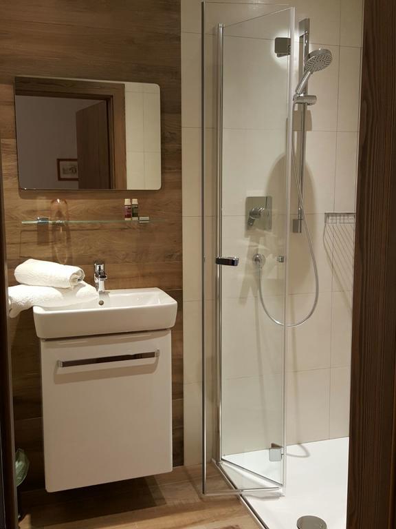 Großes Doppelzimmer