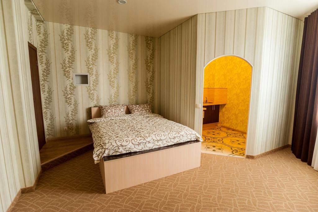 Two-Bedroom Apartment,352709926:JPEG