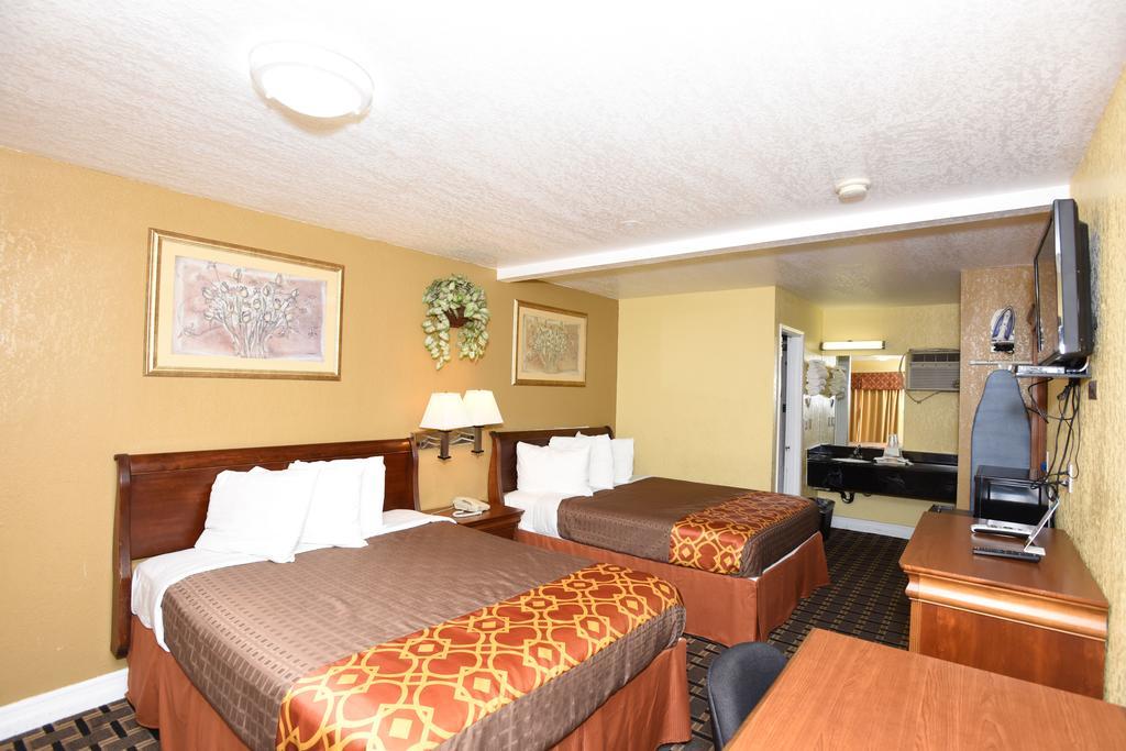Queen Room with Two Queen Beds