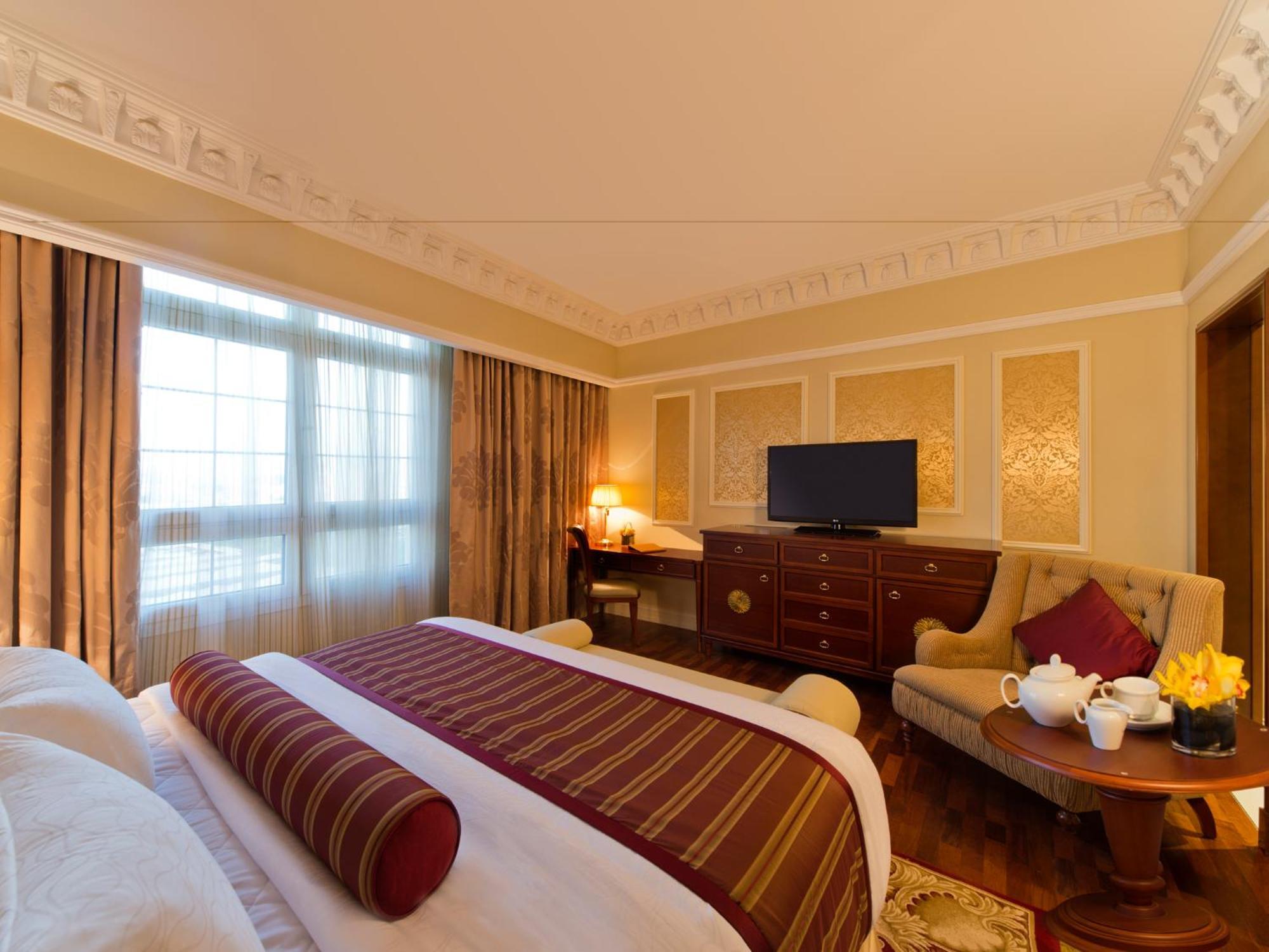 Executive King Room,706902604:JPEG