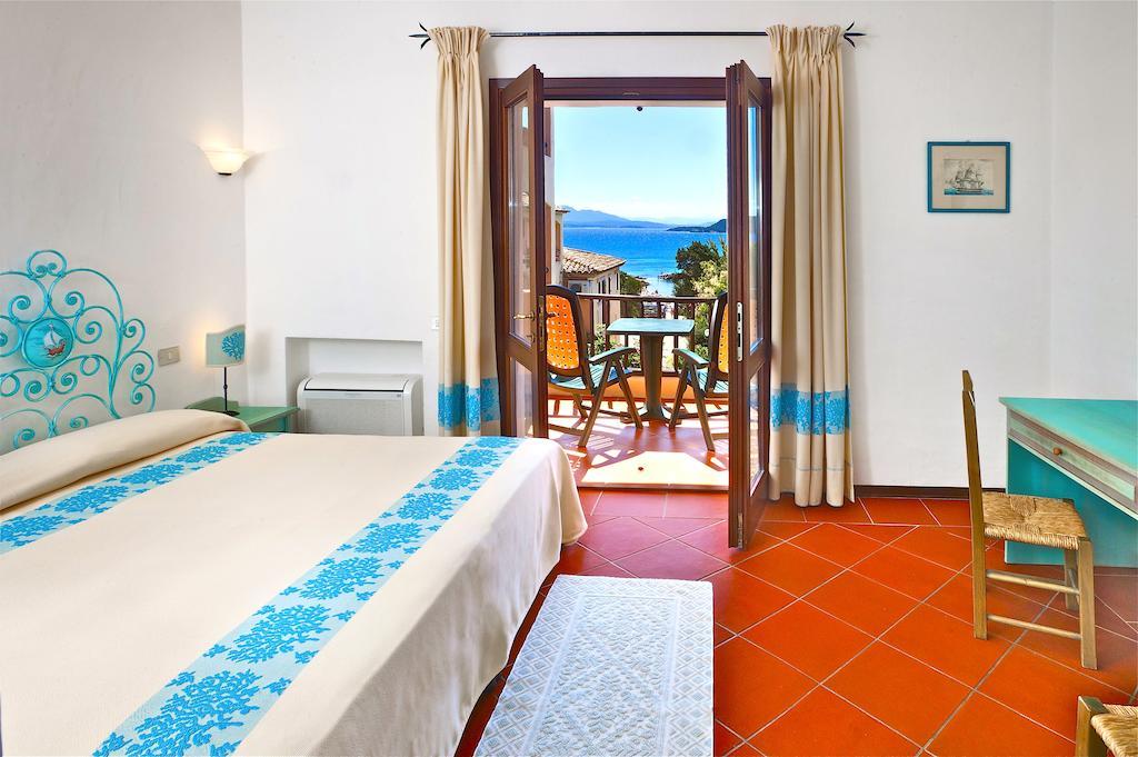 Deluxe Double Room Balcony Sea View,1553416840:JPEG