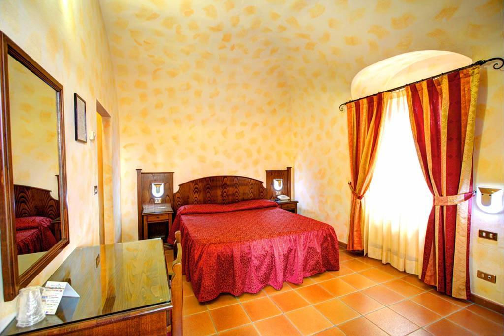 Double or Twin Room 1