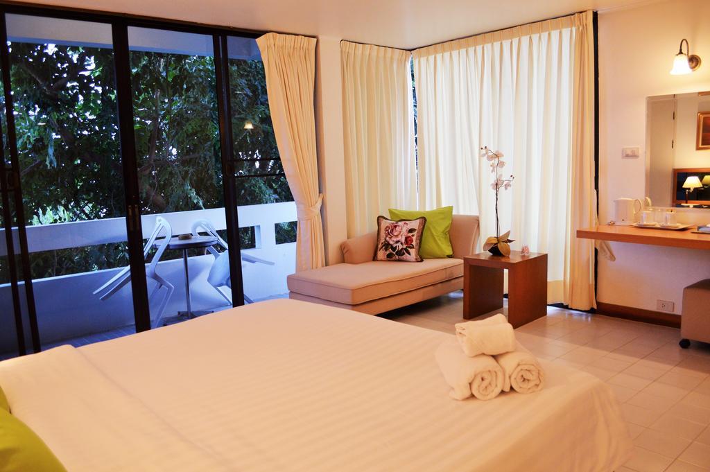 ห้องดีลักซ์พร้อมระเบียง