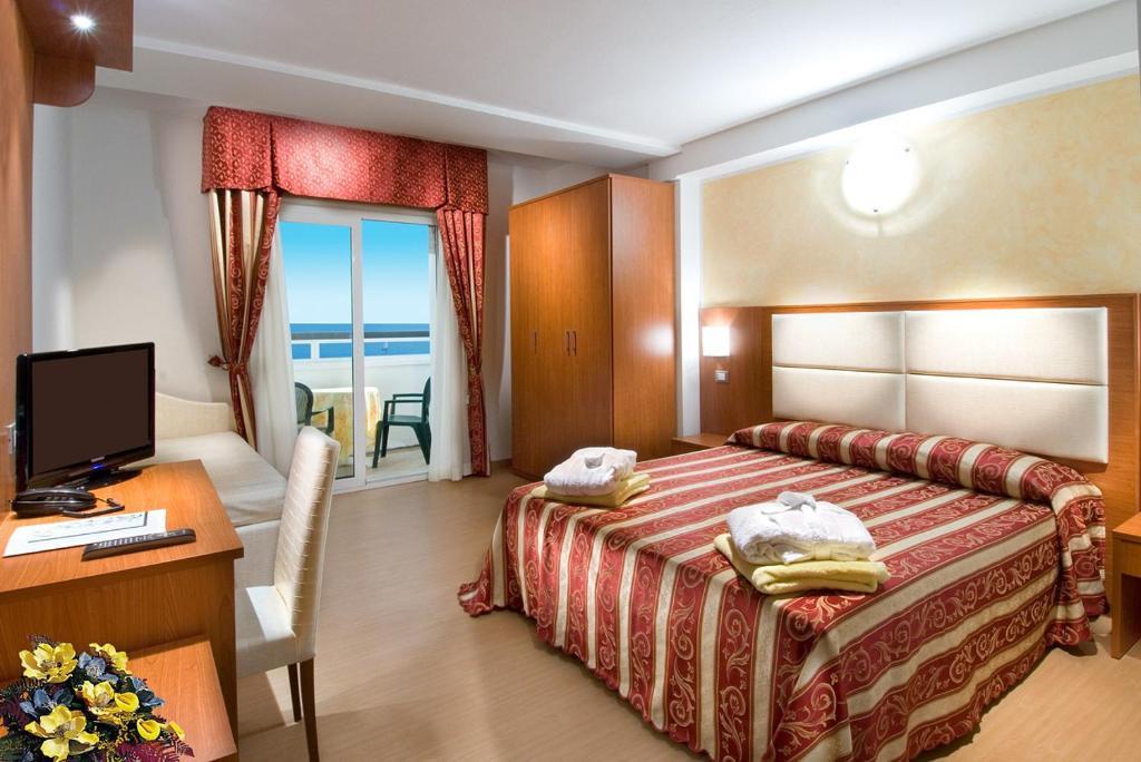 Double or Twin Room with Balcony