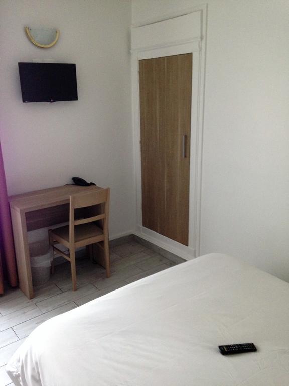 Small Single Room