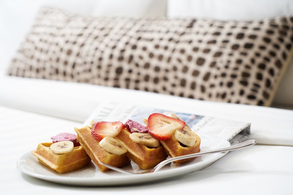 Queen Studio,706052875:JPEG