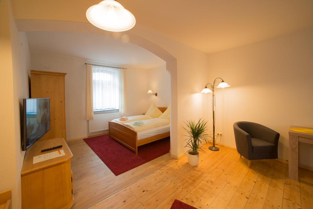 Doppelzimmer mit Küchenzeile
