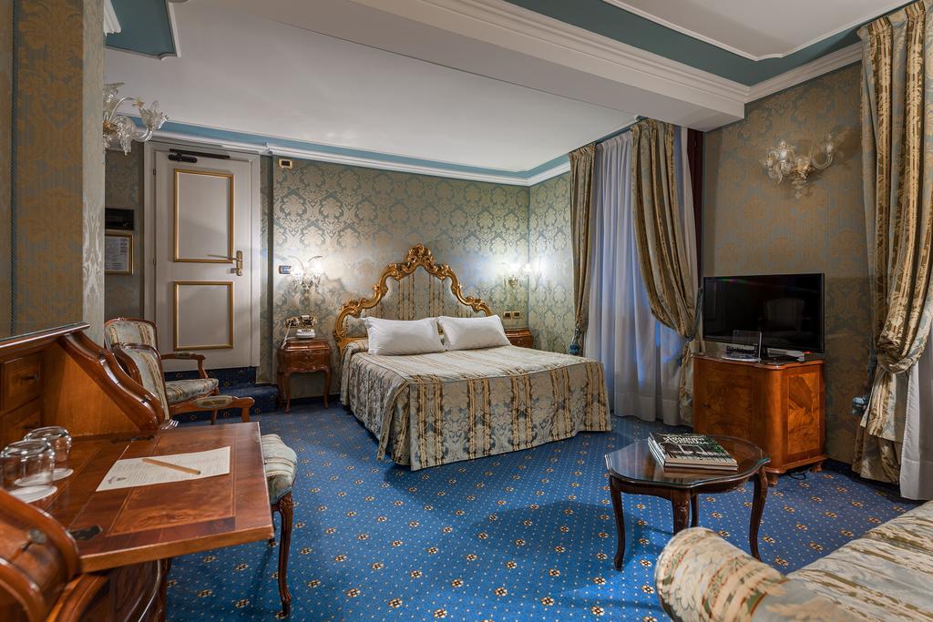 Superior Double Room,682148598:JPEG