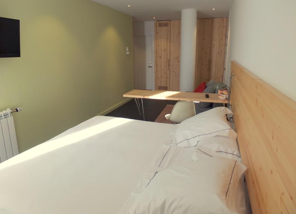 Large Double or Twin Room