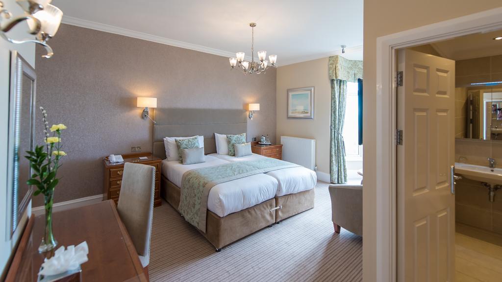 Deluxe Double or Twin Room with Sea View