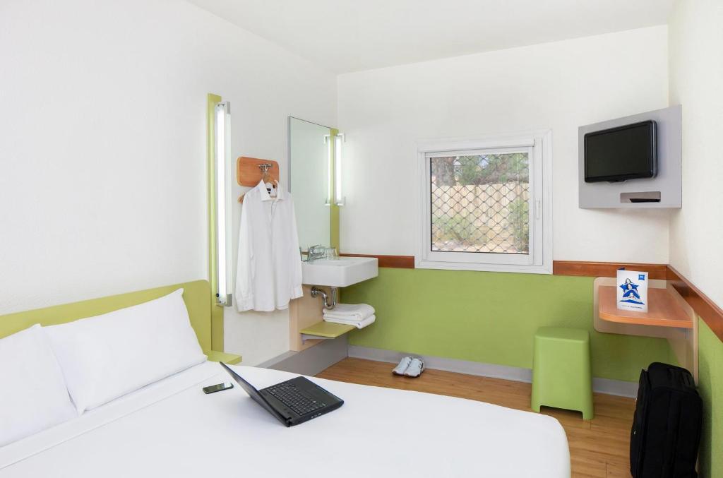Quarto Queen com Beliche