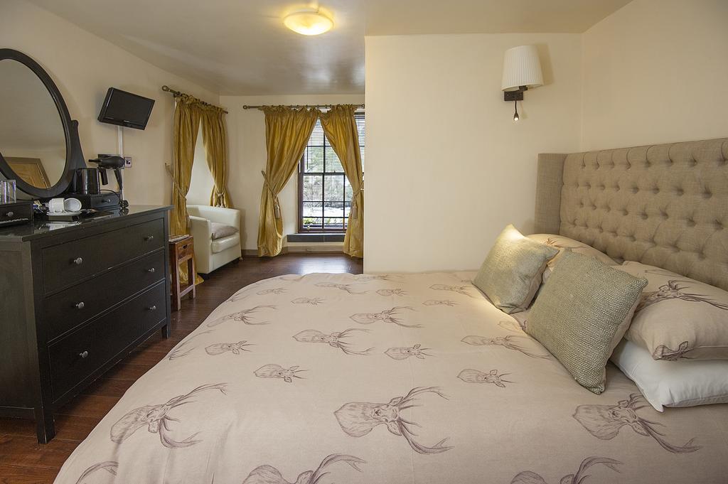 Falls View Double Room With Shower