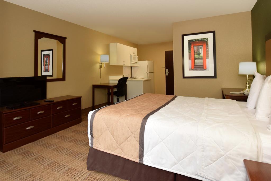 King Room with Tub - Disability Access/Non Smoking