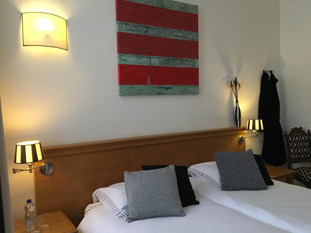 Standard Twin Room,382443118:JPEG