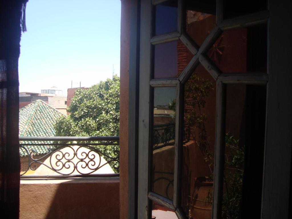 Suite,173140905:JPEG