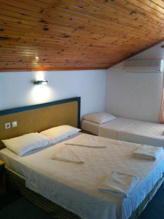 Standard Triple Room,1074047005:JPEG