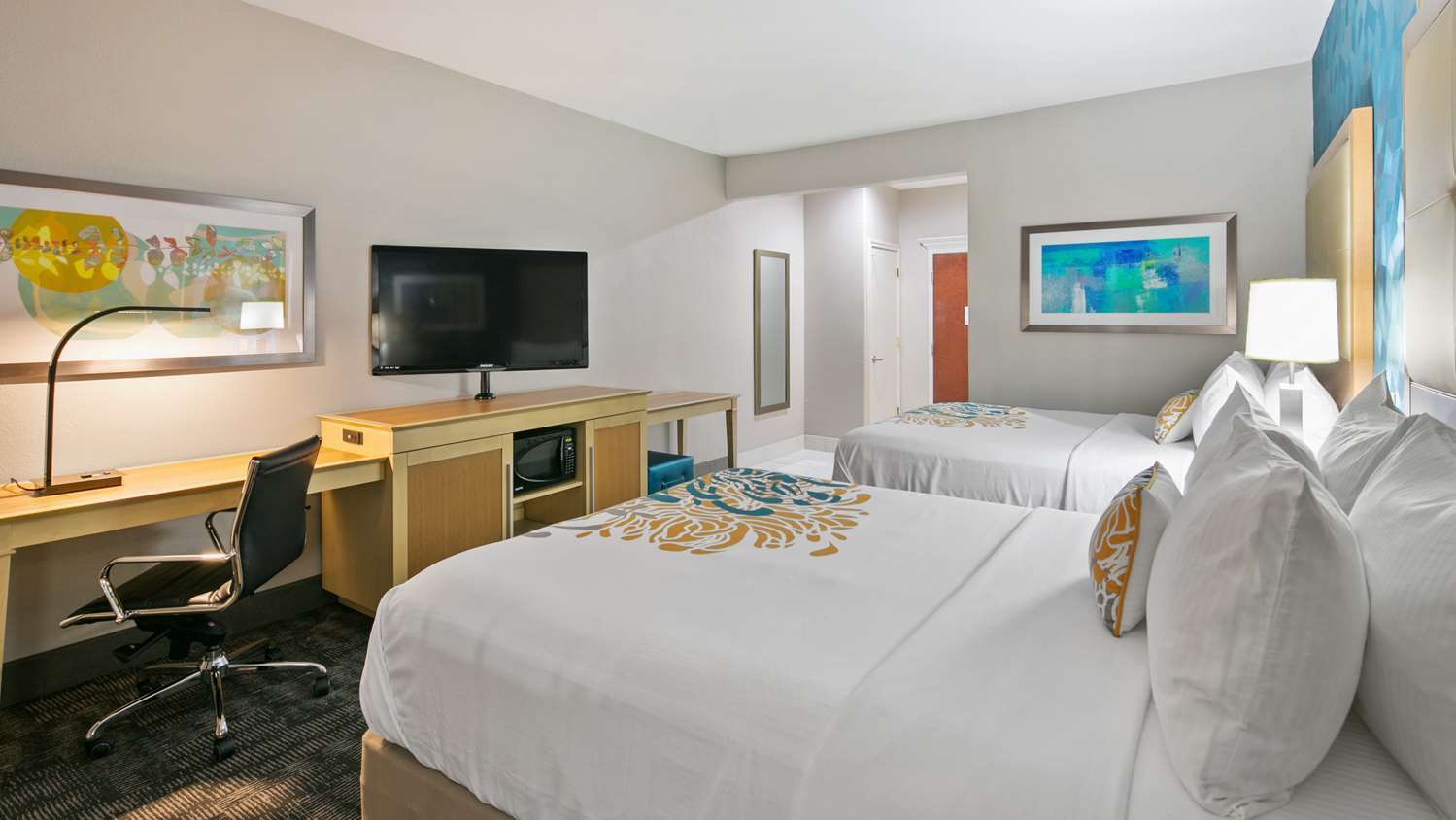 Queen Room with Two Queen Beds - Non-Smoking