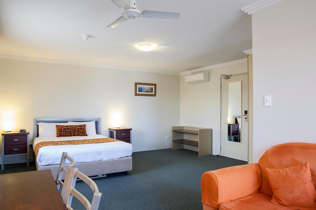 Executive Queen Room