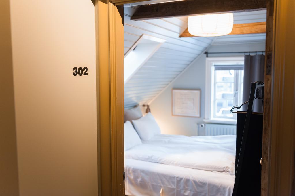 Double Room Private Bathroom