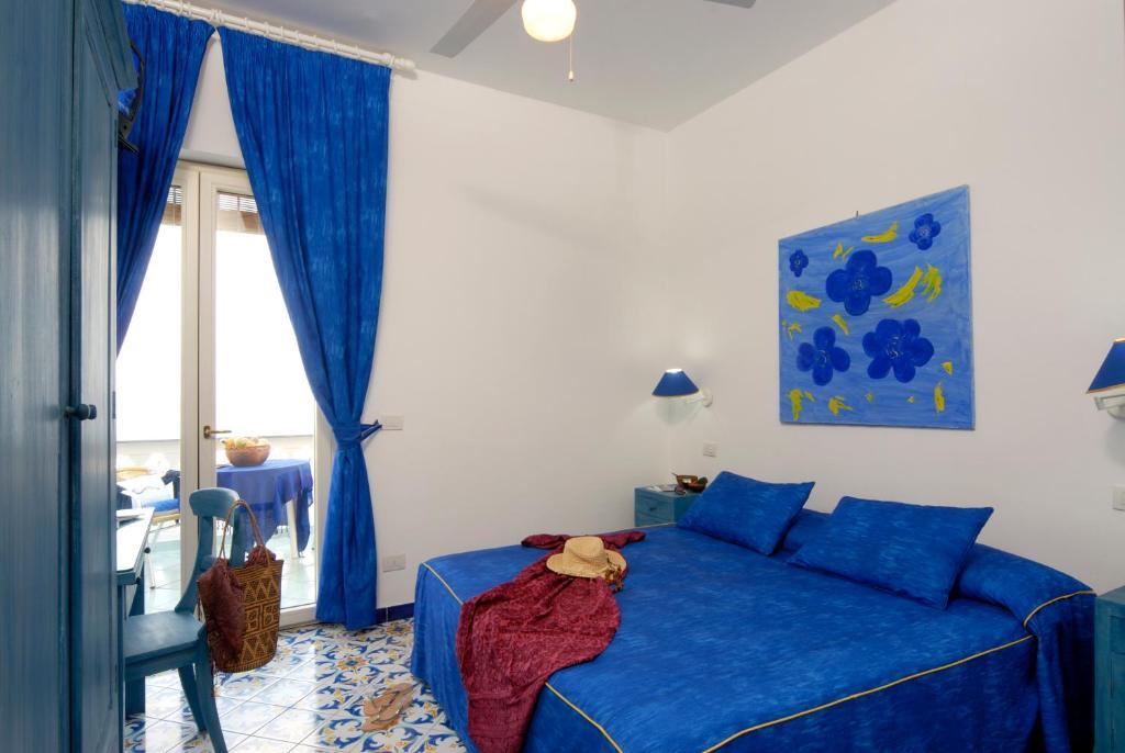 Doppel- oder Zweibettzimmer mit Zugang zum Strand