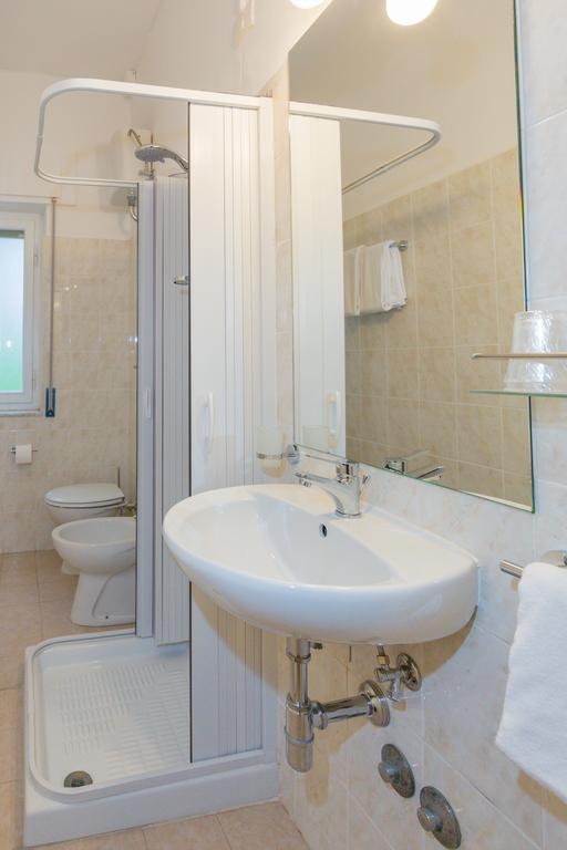 Quadruple Room with Sea View