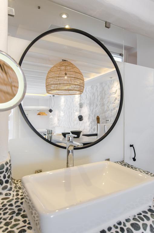 Grand Suite with Sea View and Indoor Hot Tub