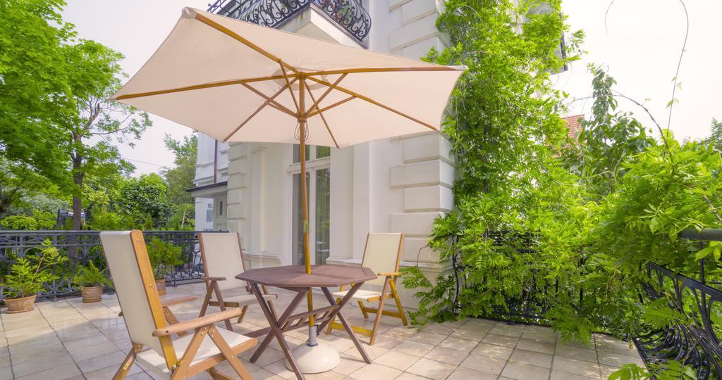 Apartment mit Terrasse