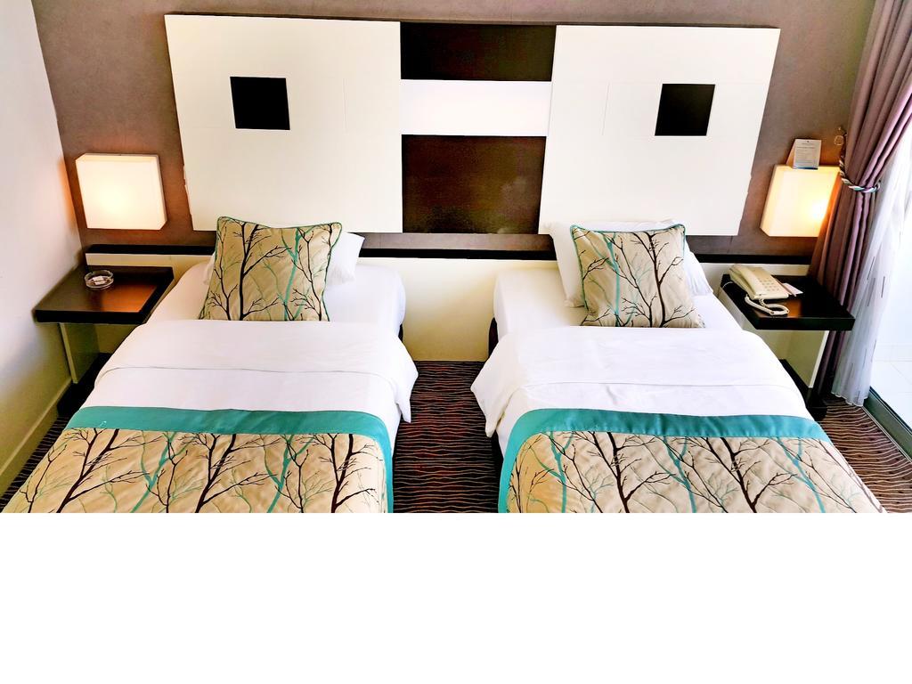 Standard Double or Twin Room Side Sea View