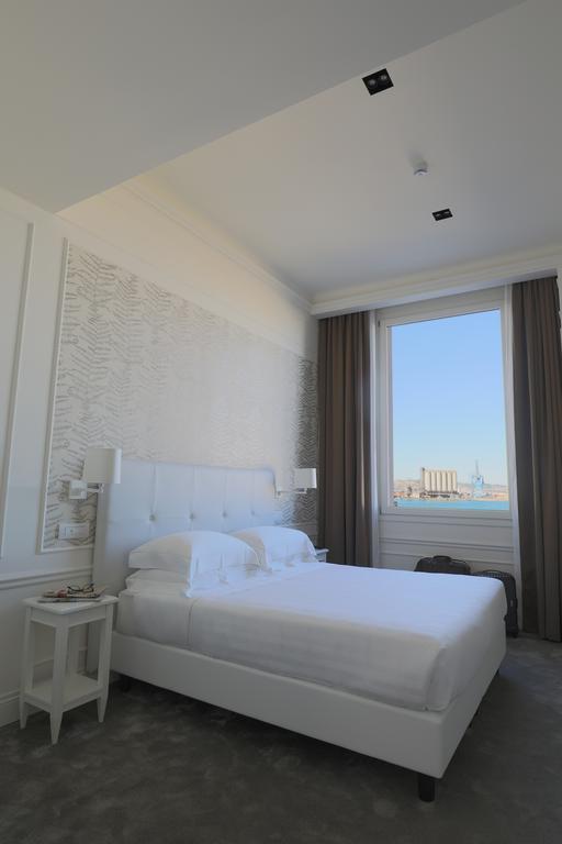 Executive Double or Twin Room with Sea View