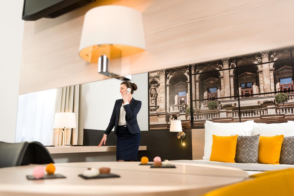 Privilege Room,1274782870:JPEG