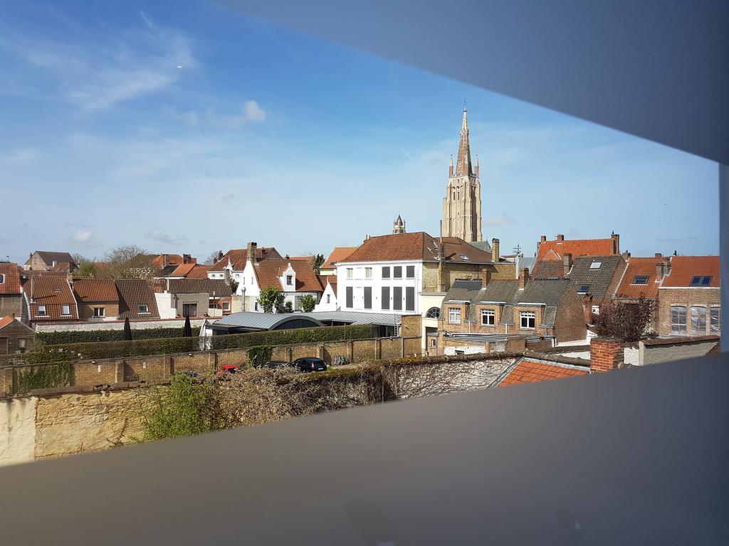 Deluxe Double Room with City View
