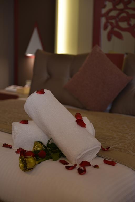 Junior Suite Club Floor
