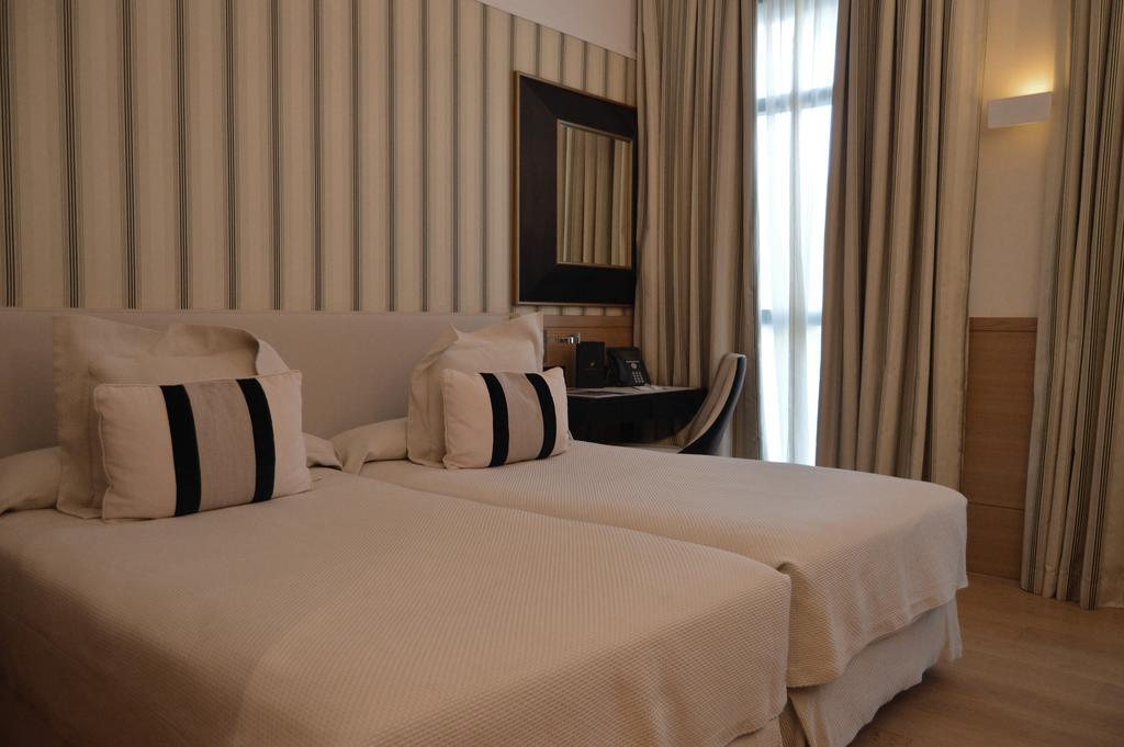 Standard Double or Twin Room Extra Bed,1207748110:JPEG