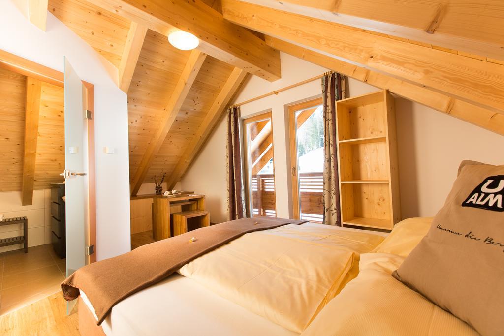 Doppel-/Zweibettzimmer mit Aussicht