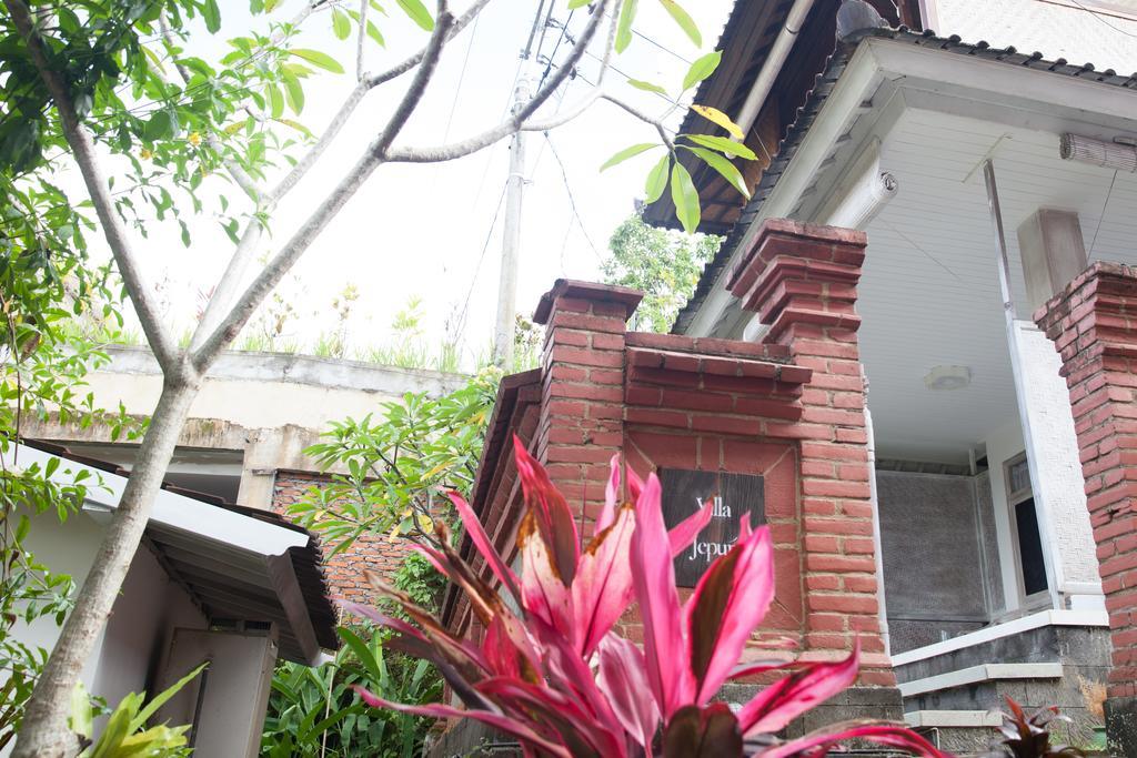 Superior Jepun Villa with Garden View