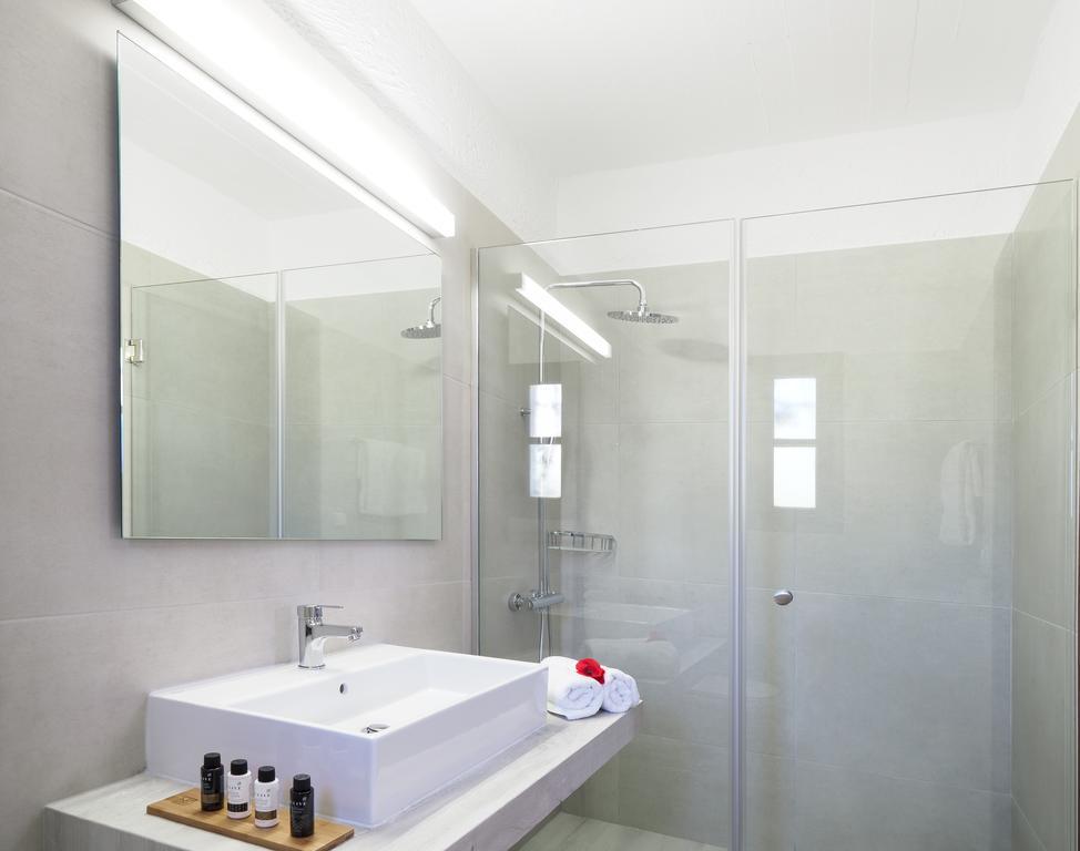 Apartment with Garden View & Shower