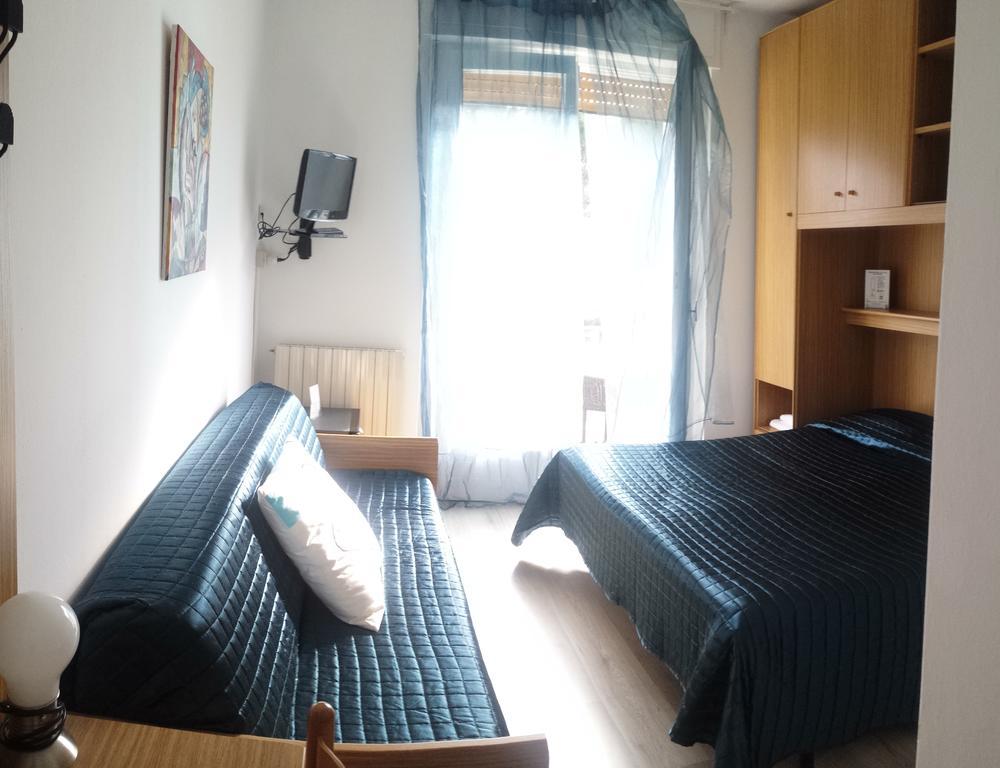 Double or Twin Room with Sea View